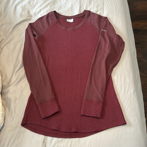 NWOT Columbia Scoop Neck Waffle Maroon Long Sleeved Henley Sz Large - Picture 1 of 7